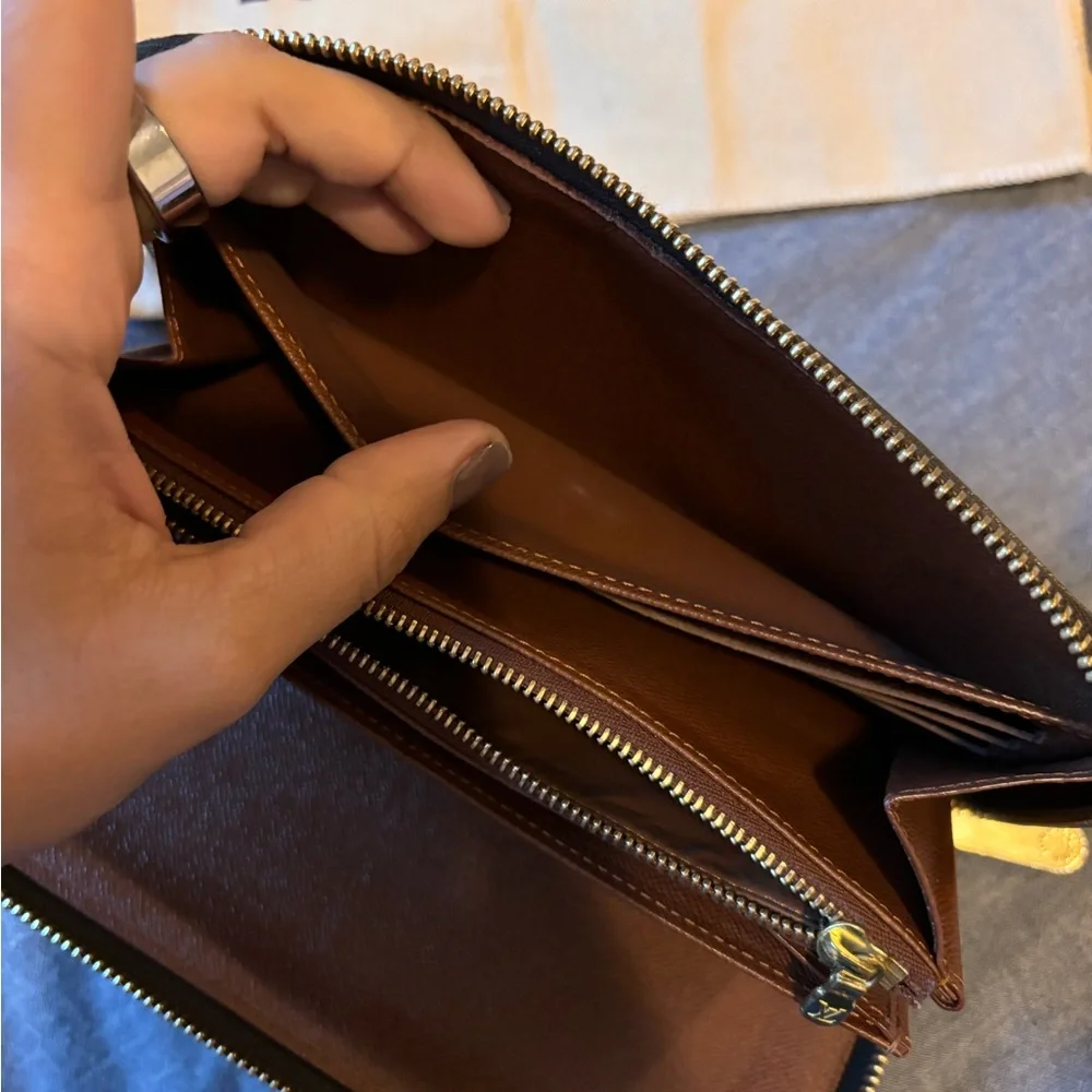 Louis Vuitton zippy wallet organizer - Picture 7 of 11